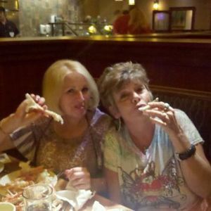 Meet your Posher, Sharon